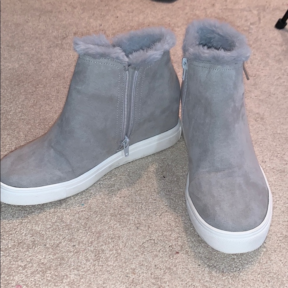 Grey Heeled Zip-up Boots